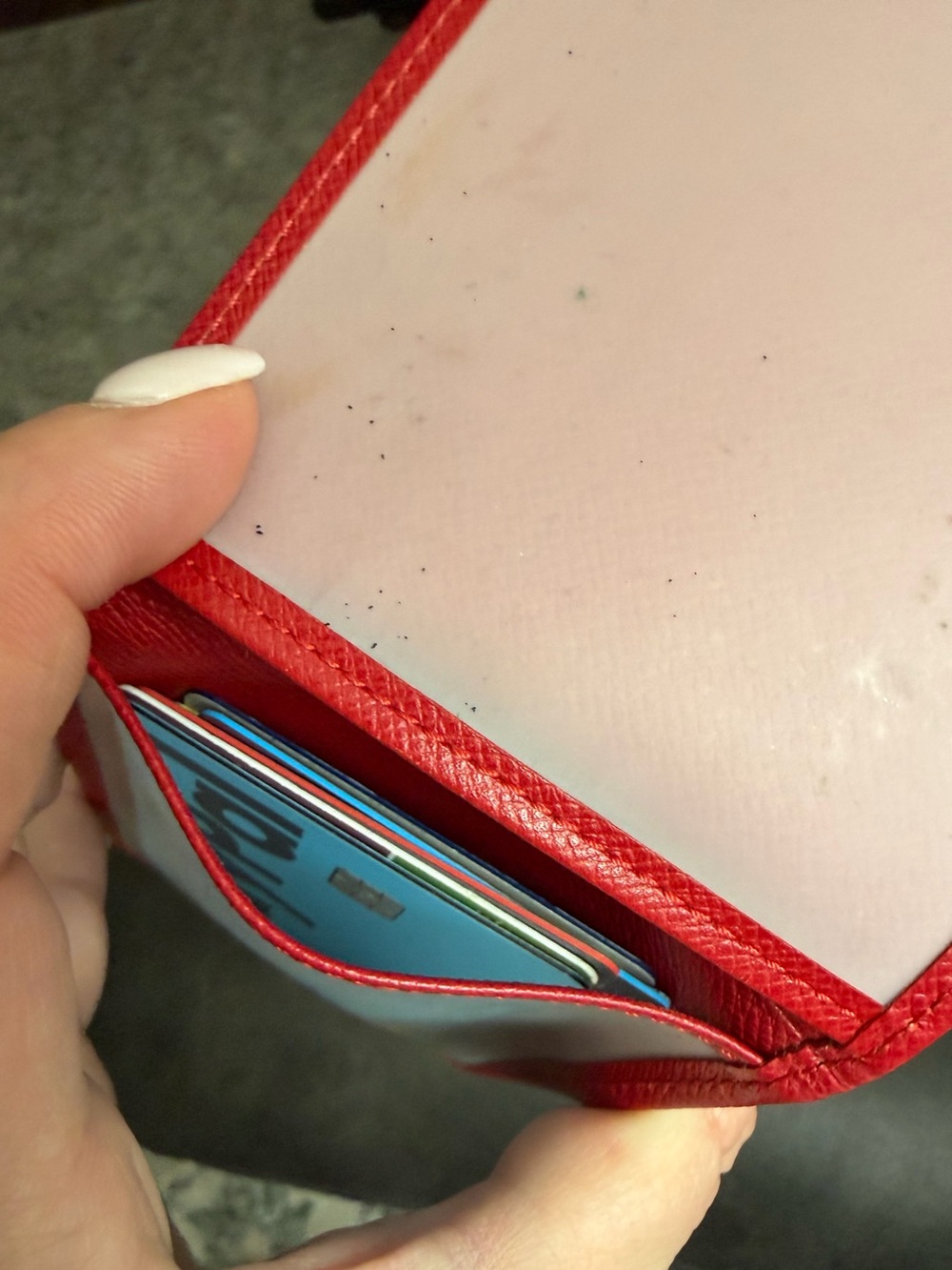 Authentic Louis Vuitton red card holder - Picture 16 of 16